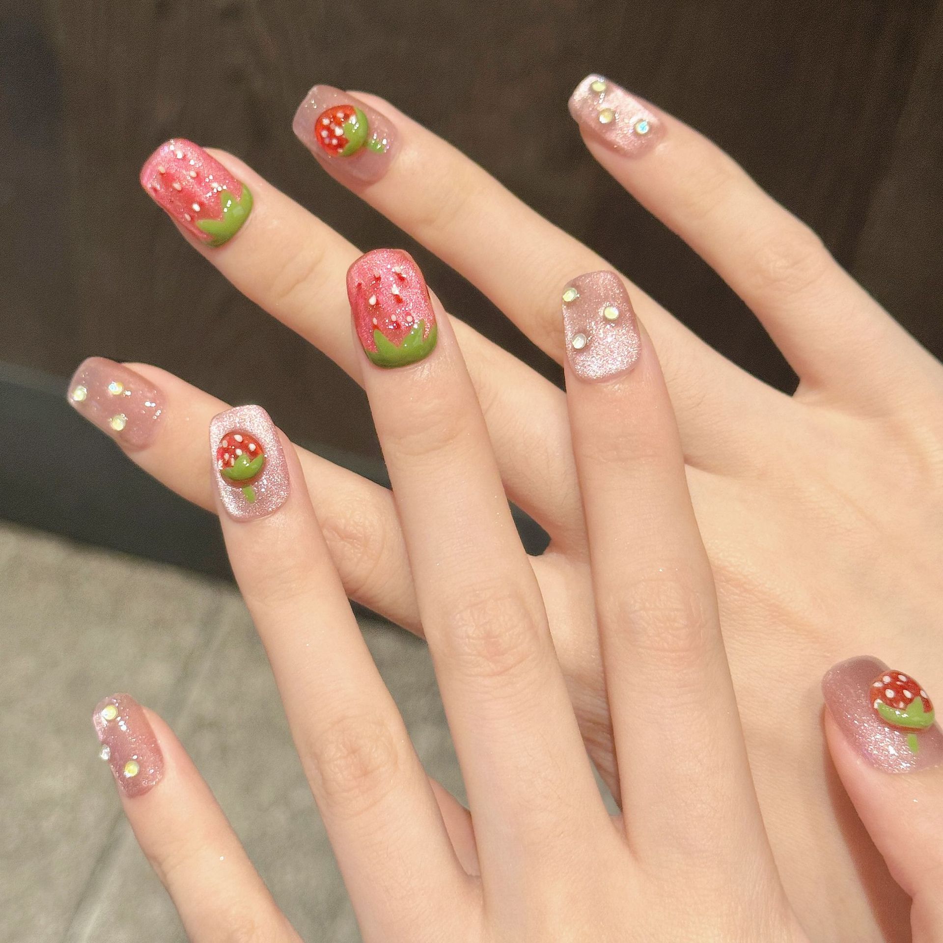 10 szt. Ręcznie Robione Paznok – Nail Art Strawberry recenzja i cena