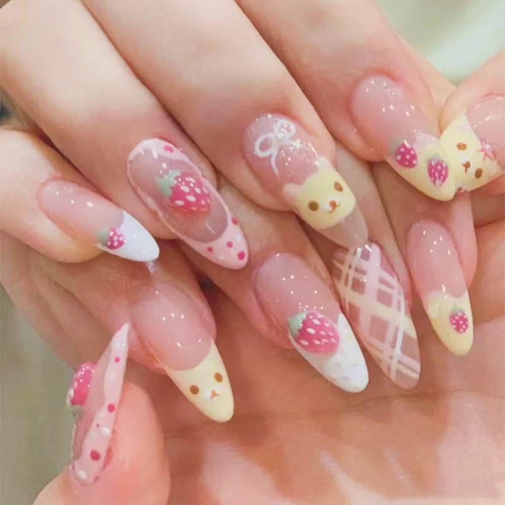 10 sztuk Truskawkowy Niedźwied – Nail Art Strawberry recenzja i cena